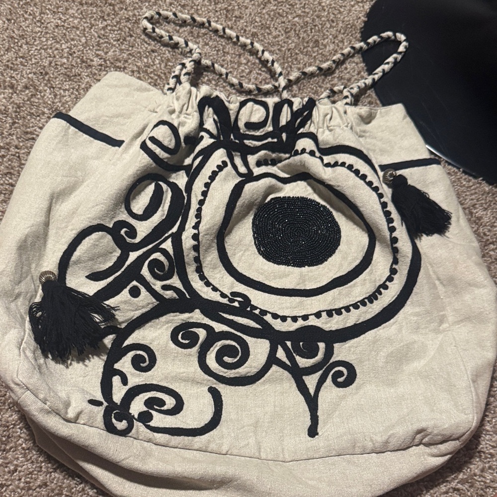 Unique embellished cotton tote by Z & L (zudor.com) - EUC!